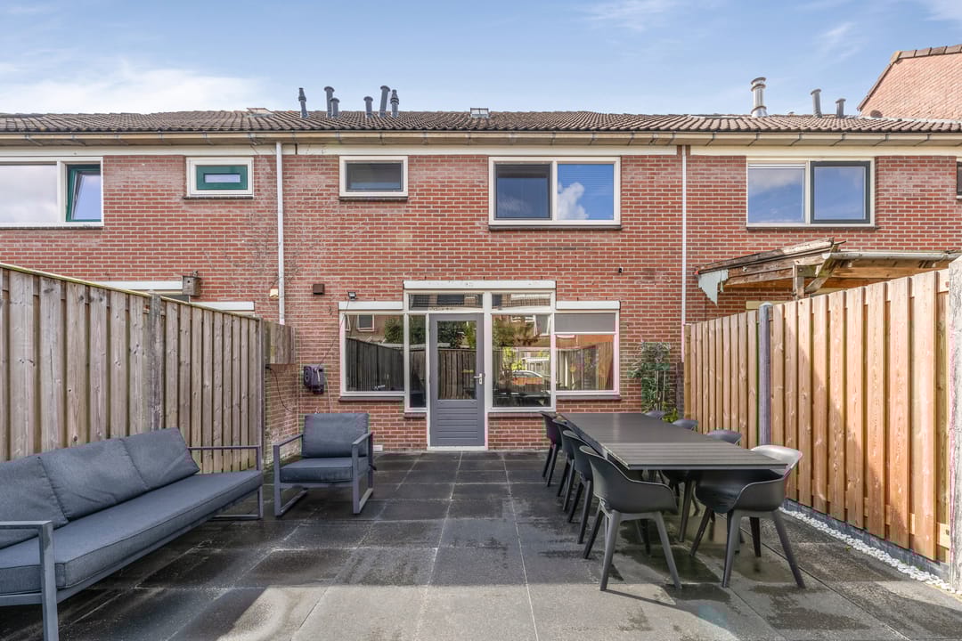 Foto 26 van Smaragd 14