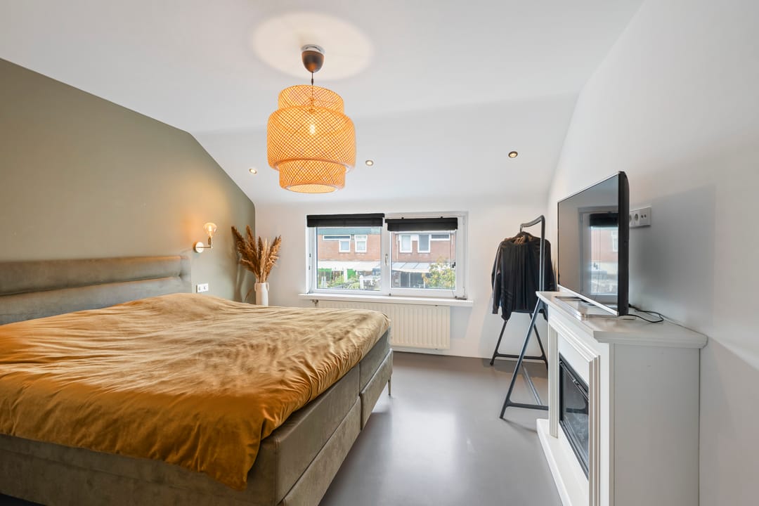 Foto 31 van Smaragd 14