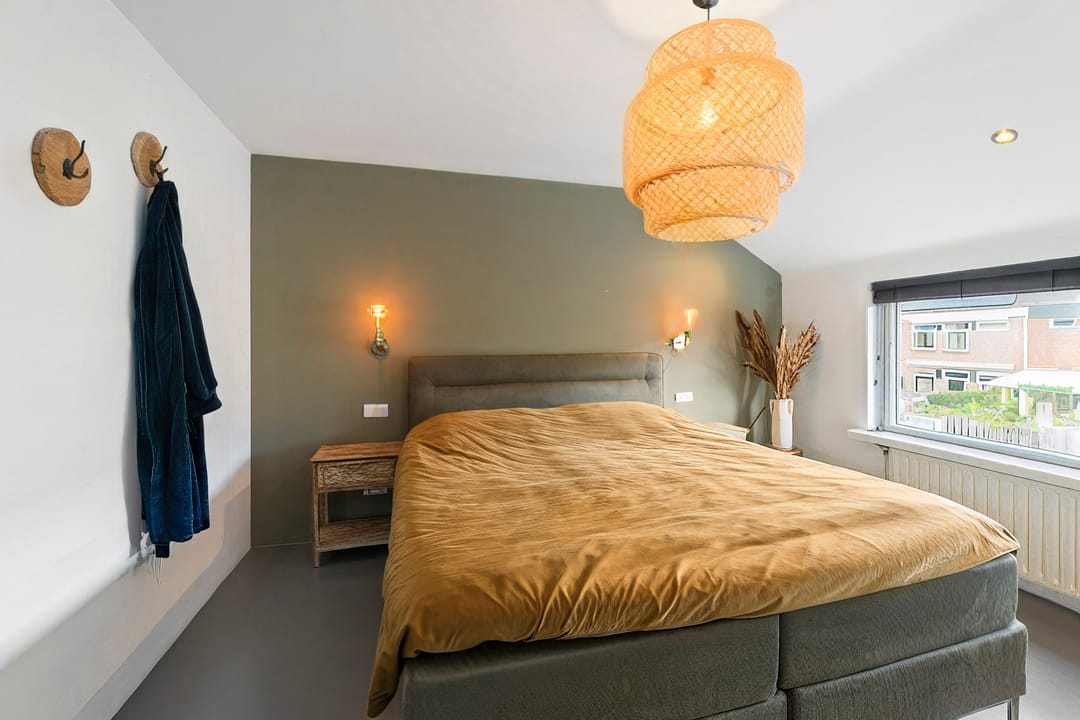 Foto 32 van Smaragd 14