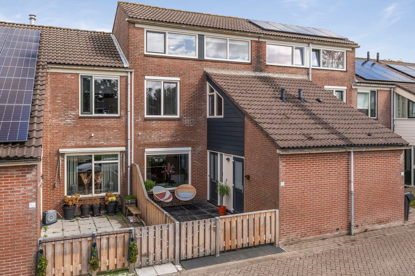 Foto 49 van Smaragd 14