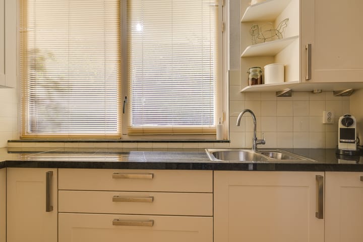 Photo 11 of Hagenstraat 23