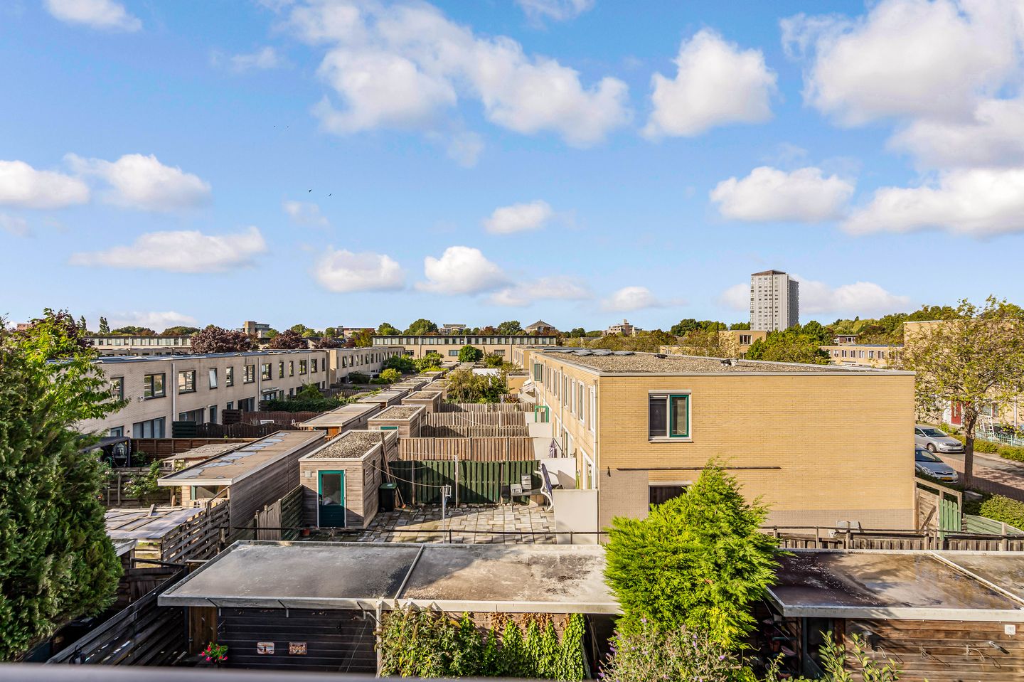 Photo 29 of Jacques Tatilaan 60