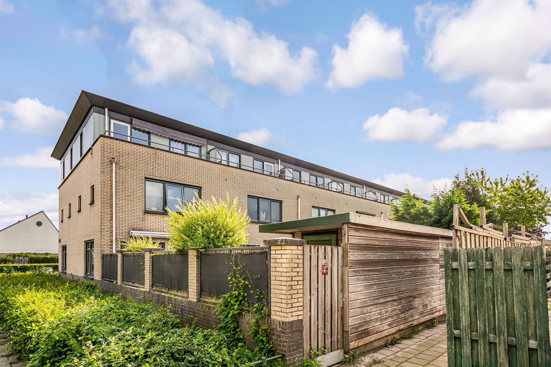 Photo 30 of Jacques Tatilaan 60