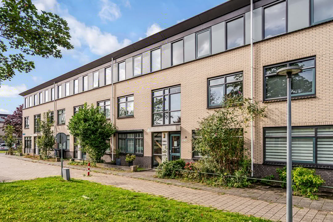 Photo 32 of Jacques Tatilaan 60