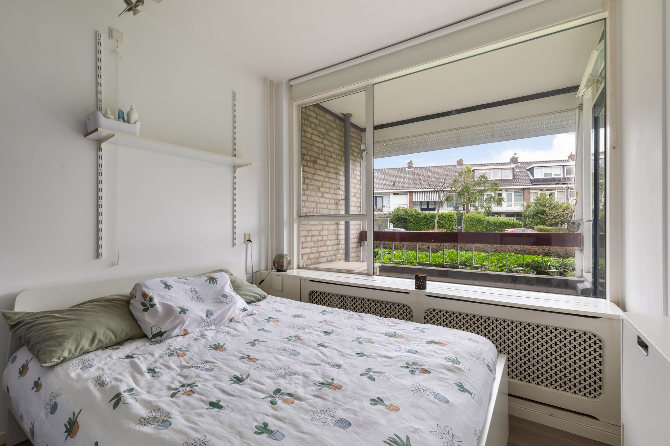 Photo 3 of Granadoslaan 128