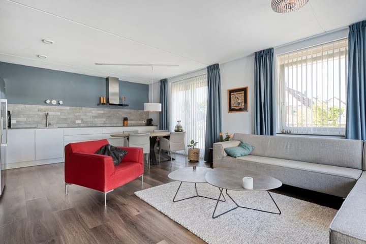 Photo 5 of Weegbree 4