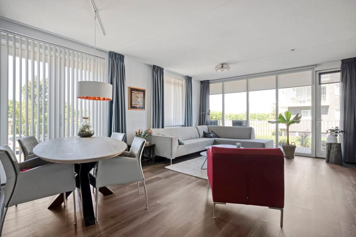 Photo 6 of Weegbree 4