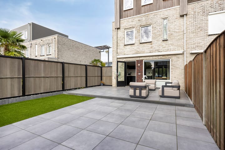 Foto 35 van Piranesistraat 21