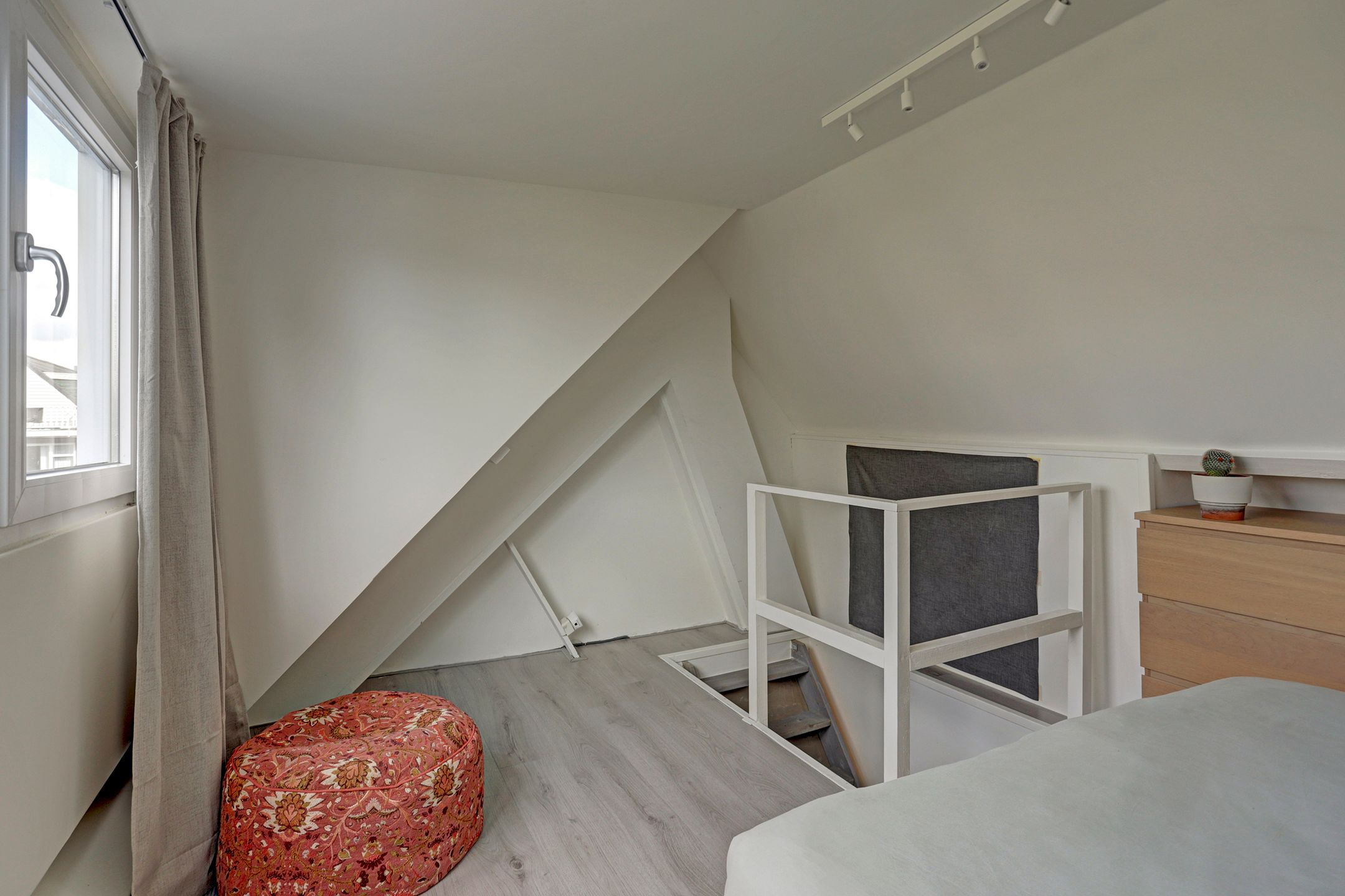 Photo 21 of Julianastraat 37