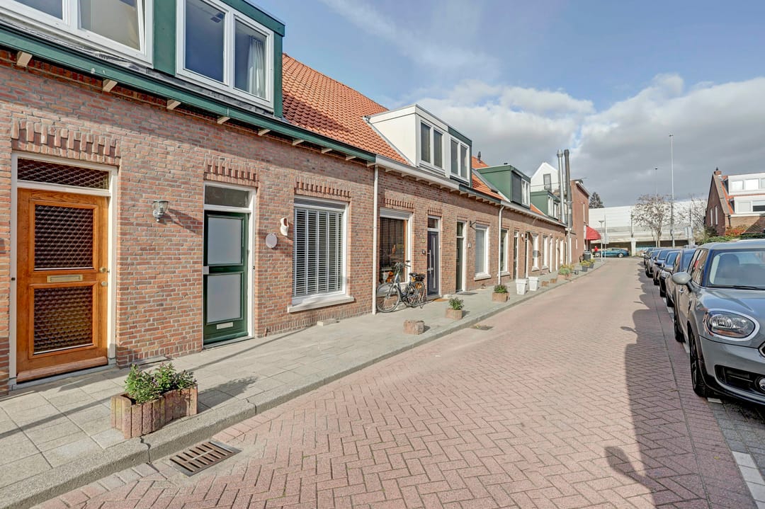 Photo 26 of Julianastraat 37