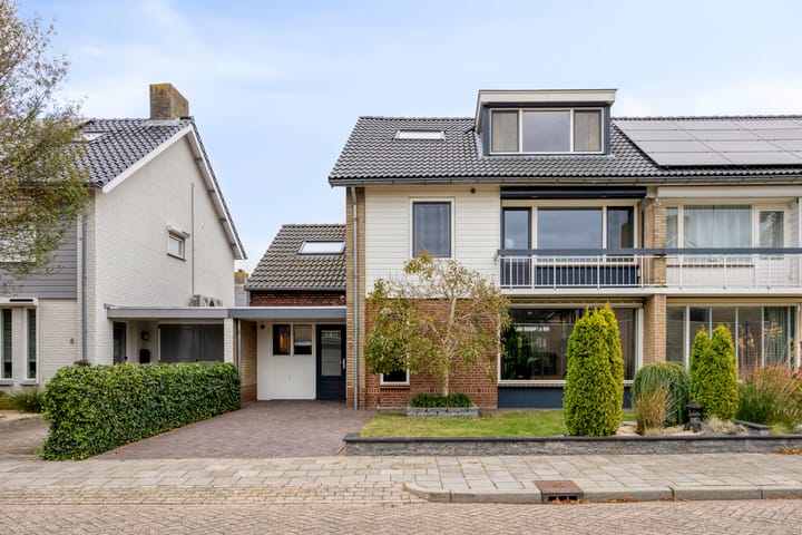 Foto 44 van Gladiolenstraat 3