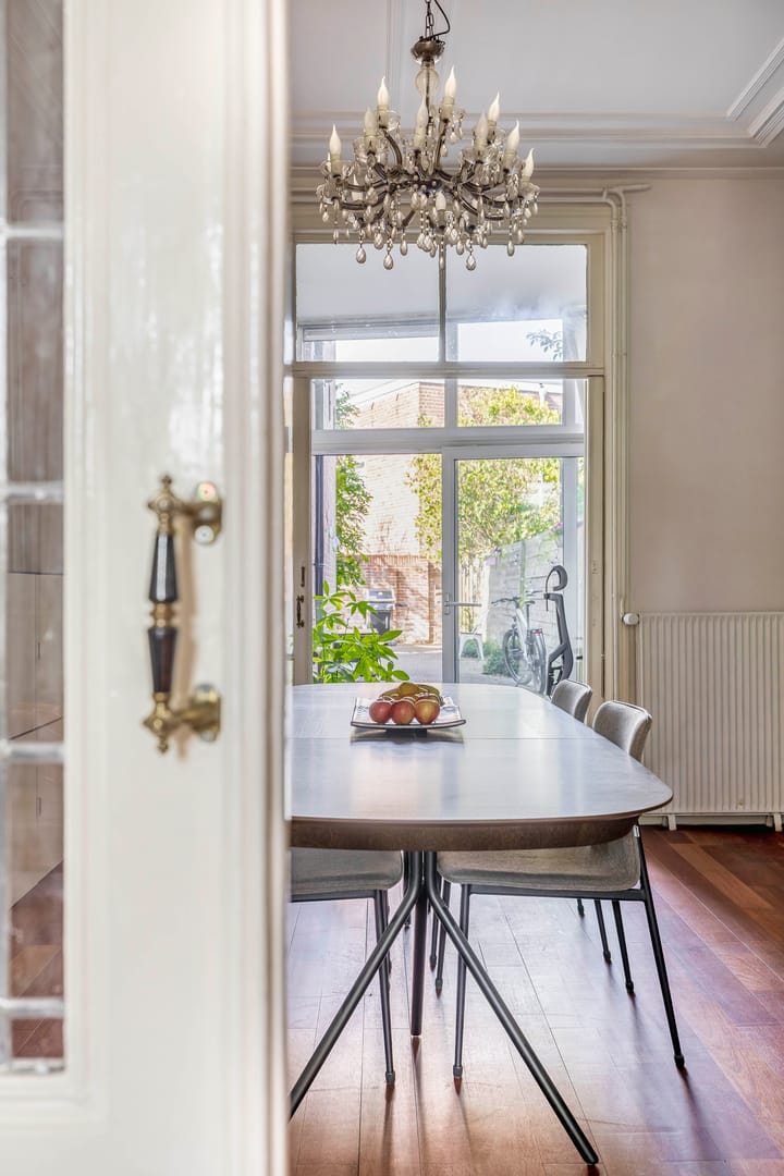 Foto 11 van Burgemeester Weertsstraat 136