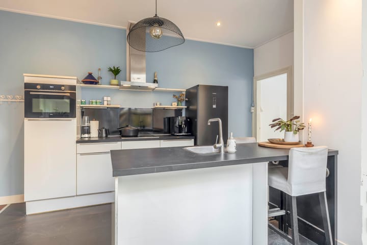 Foto 16 van Burgemeester Weertsstraat 136