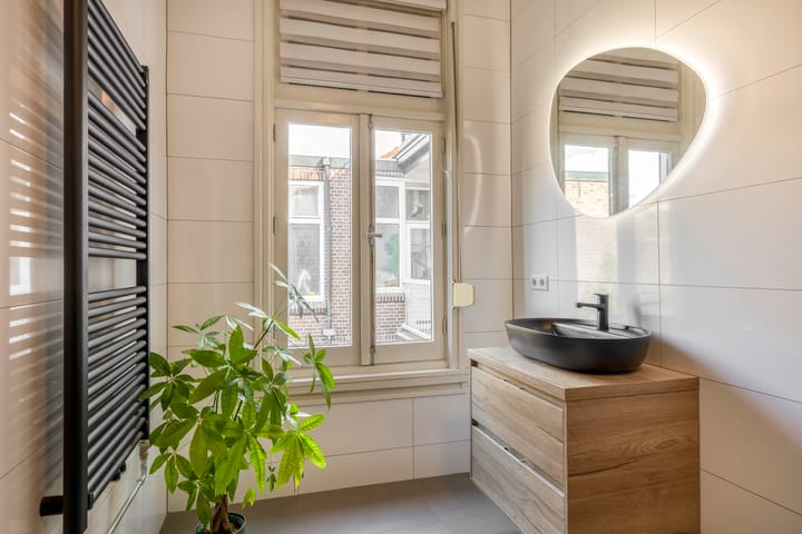 Foto 26 van Burgemeester Weertsstraat 136