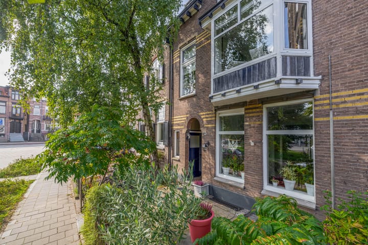 Foto 34 van Burgemeester Weertsstraat 136