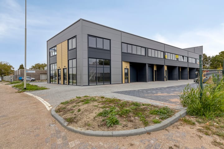 Van Wamelweg 6-a, Bergen op Zoom