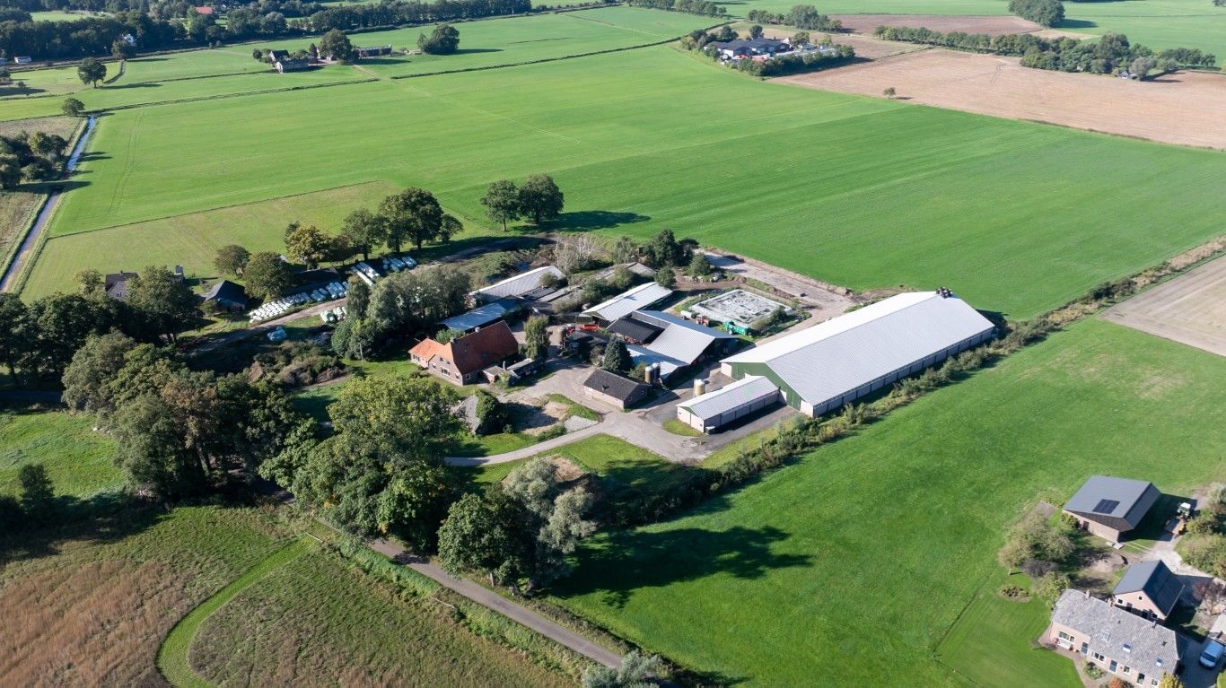 View photo 3 of Mussenberg 3-3A