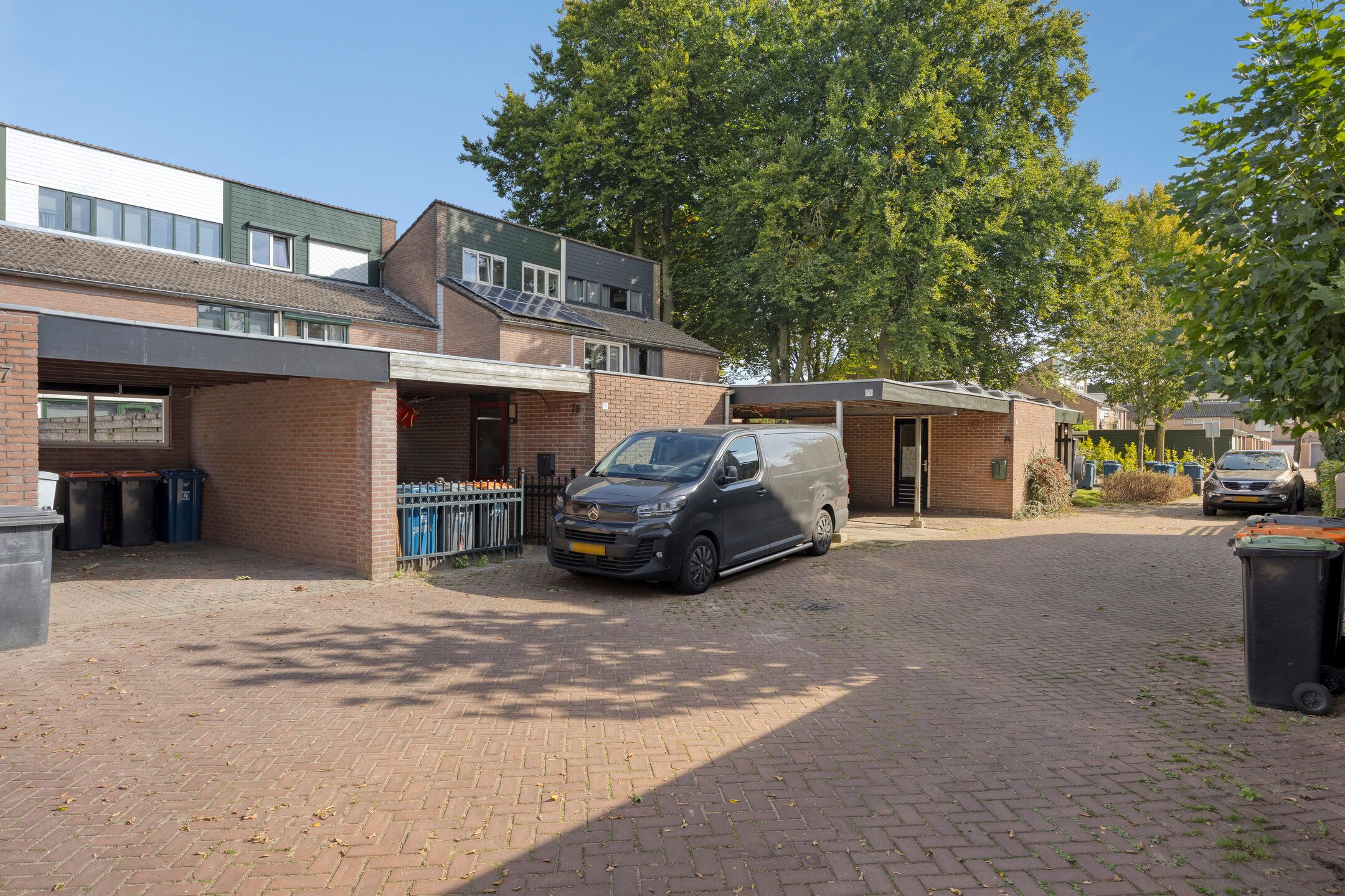 Foto 24 van Neerijnen 77