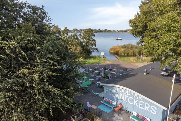 Utbuorren 54, Terherne