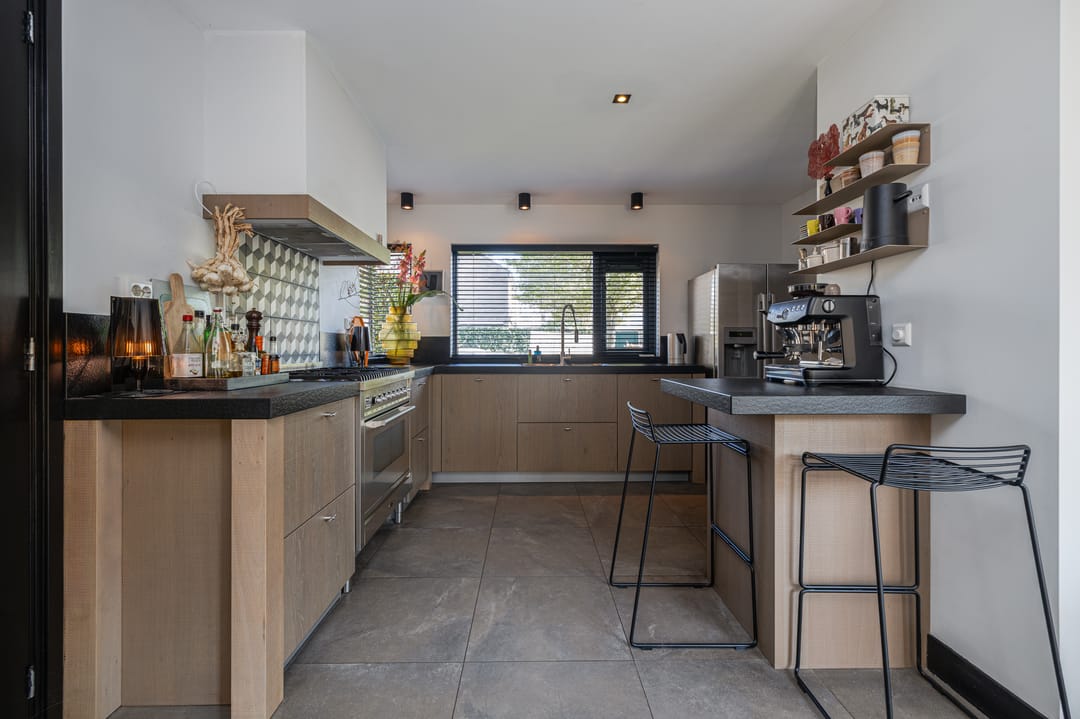 Foto 8 van John F. Kennedylaan 6