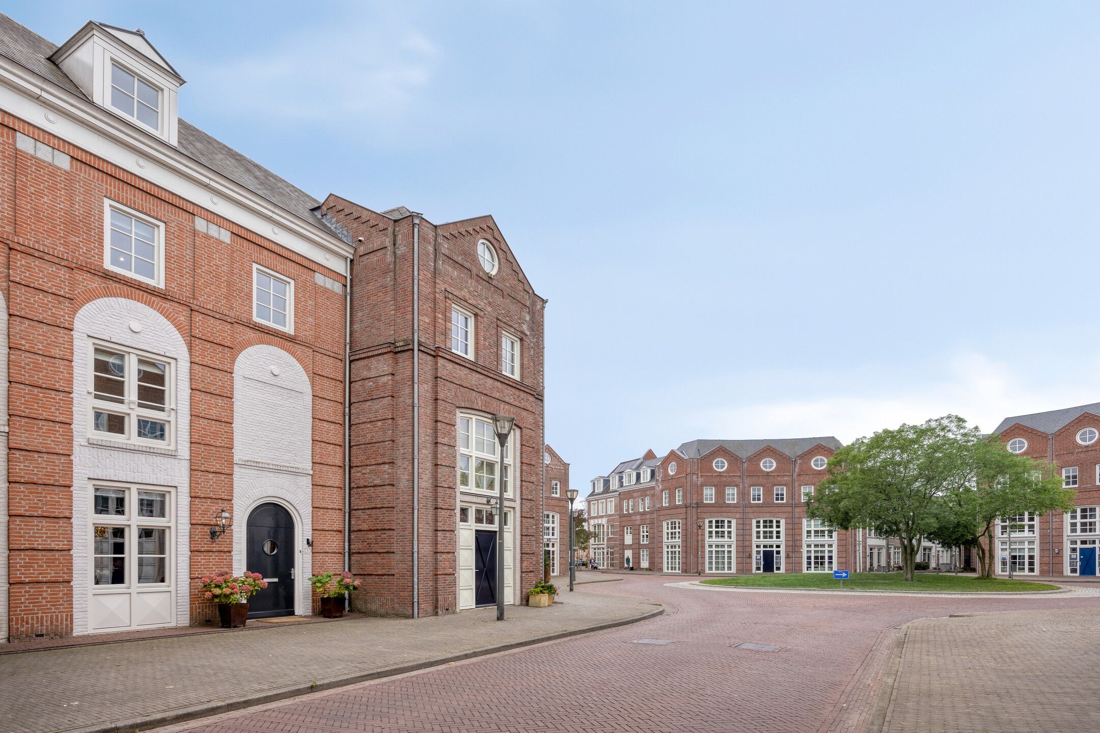 Photo 9 of Laan door de Veste 5