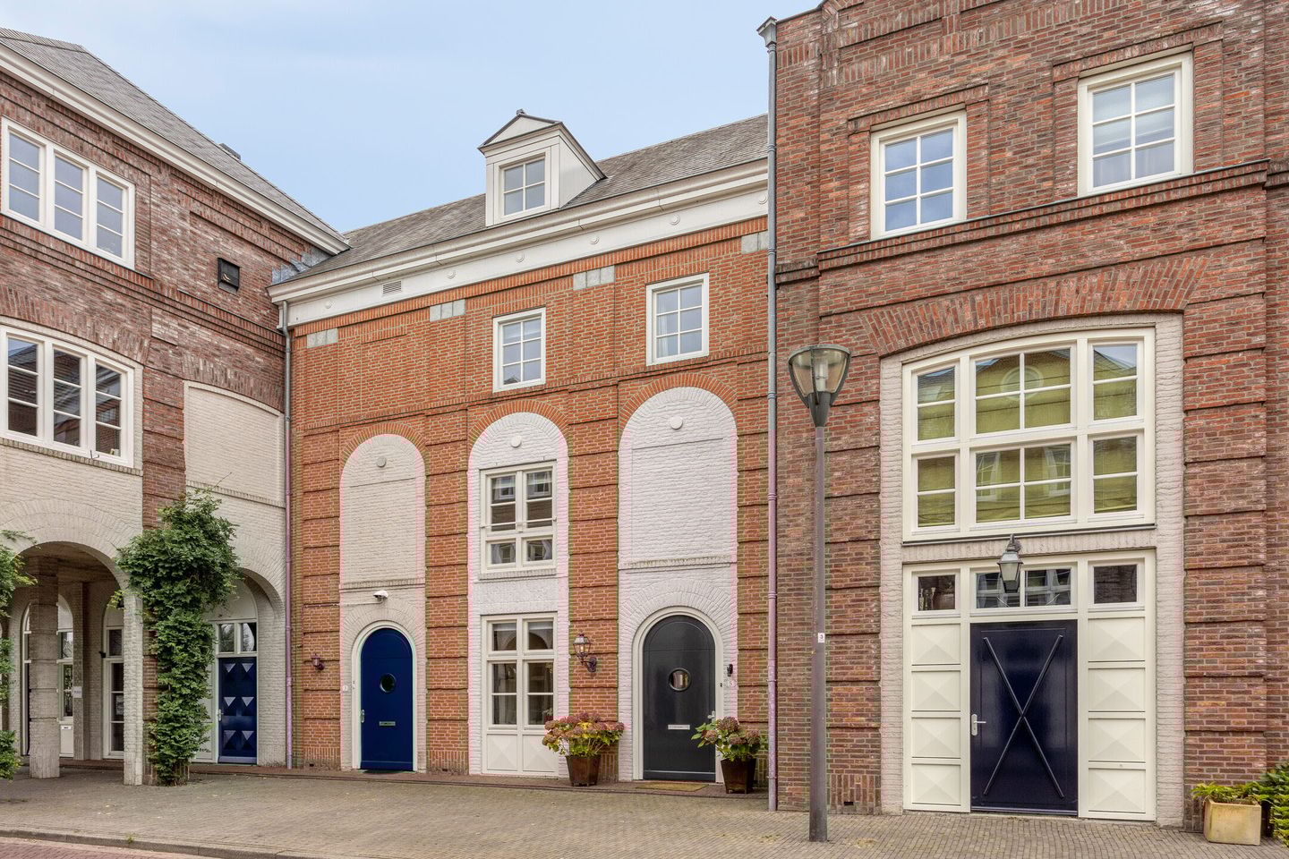 Photo 10 of Laan door de Veste 5