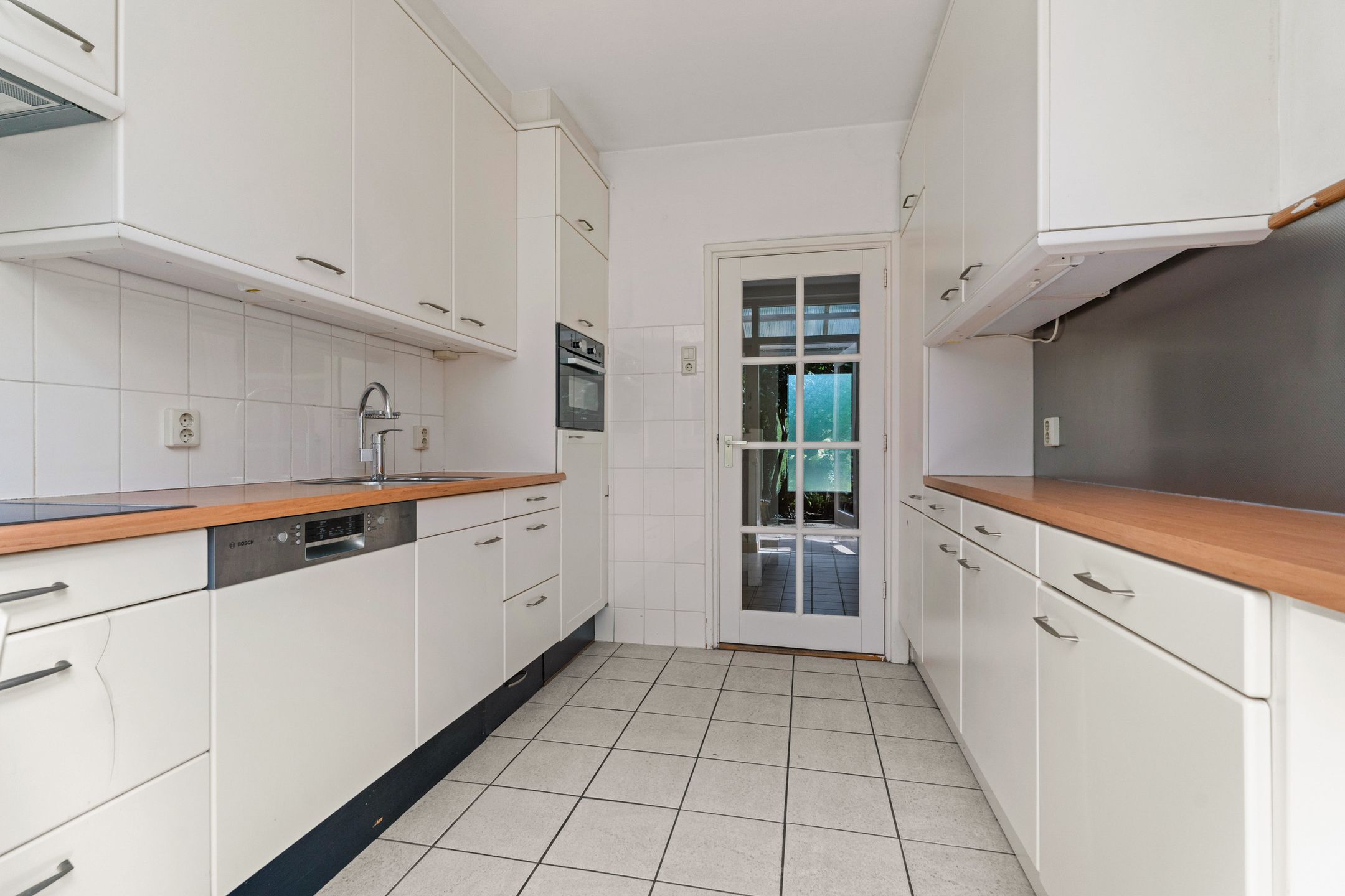 Photo 12 of Joris van der Haagenlaan 11