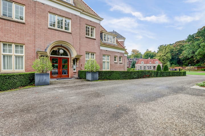 Photo 20 of Badhuislaan 73