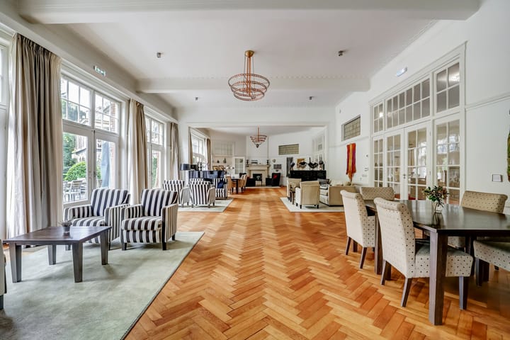 Photo 22 of Badhuislaan 73