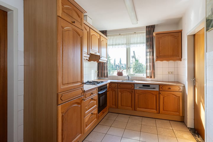 Photo 12 of Dorpsweg 68-I