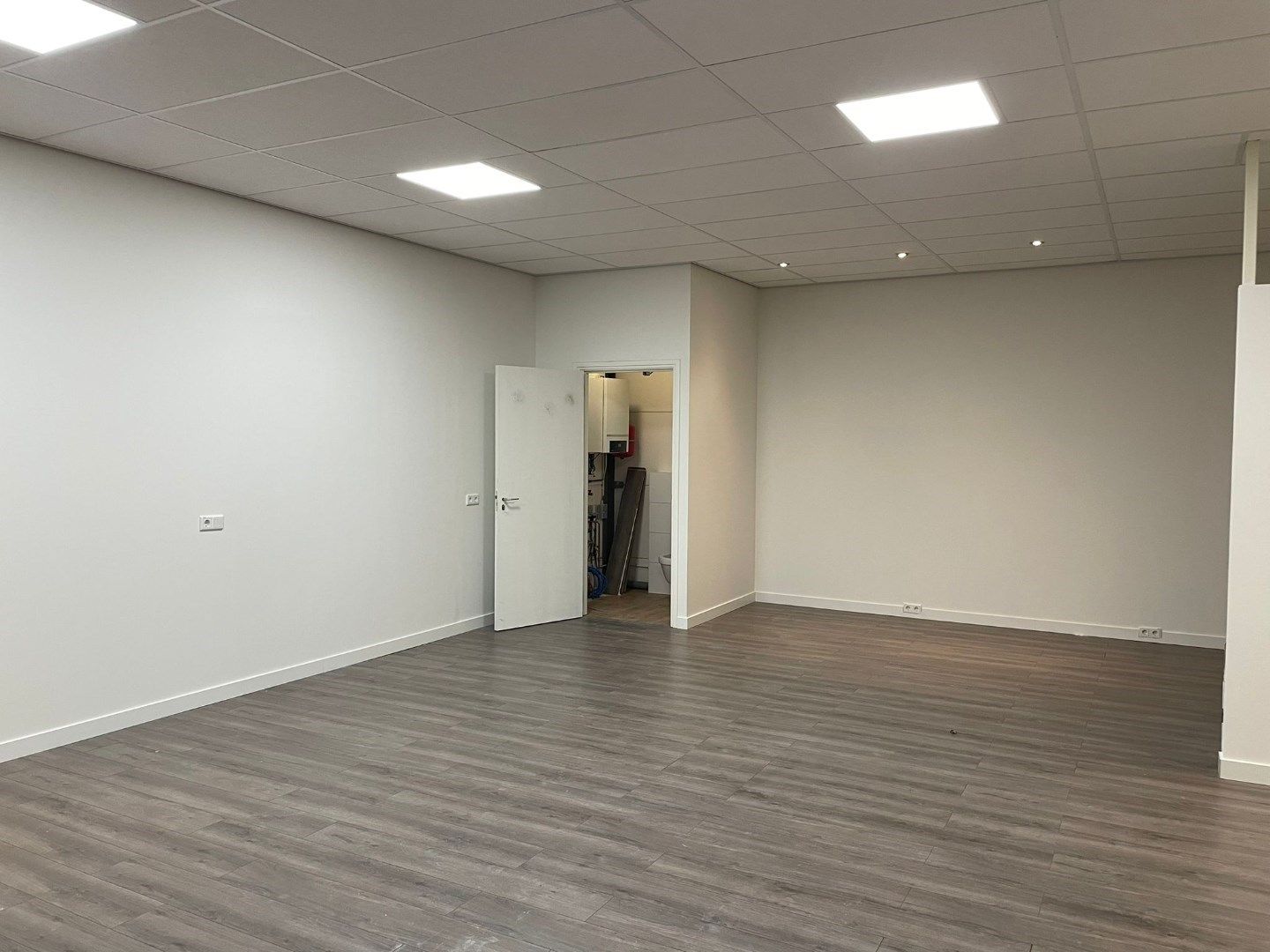 View photo 3 of Sigarenmaker 10-E