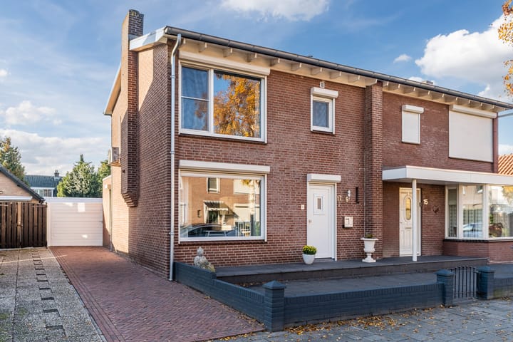 Iman van den Boschstraat 17