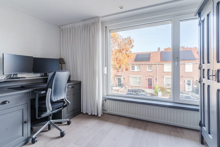 Foto 15 van Iman van den Boschstraat 17