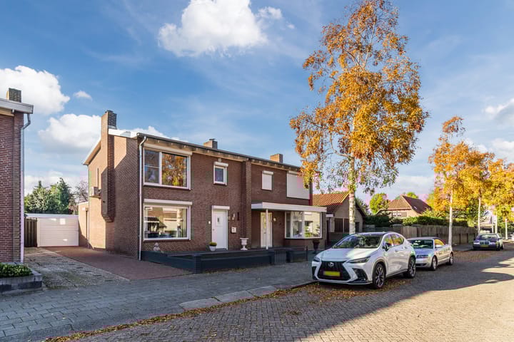 Foto 29 van Iman van den Boschstraat 17