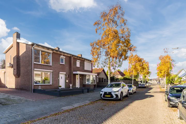 Foto 31 van Iman van den Boschstraat 17