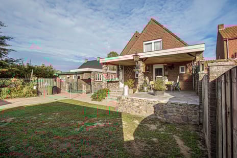 undefined main image