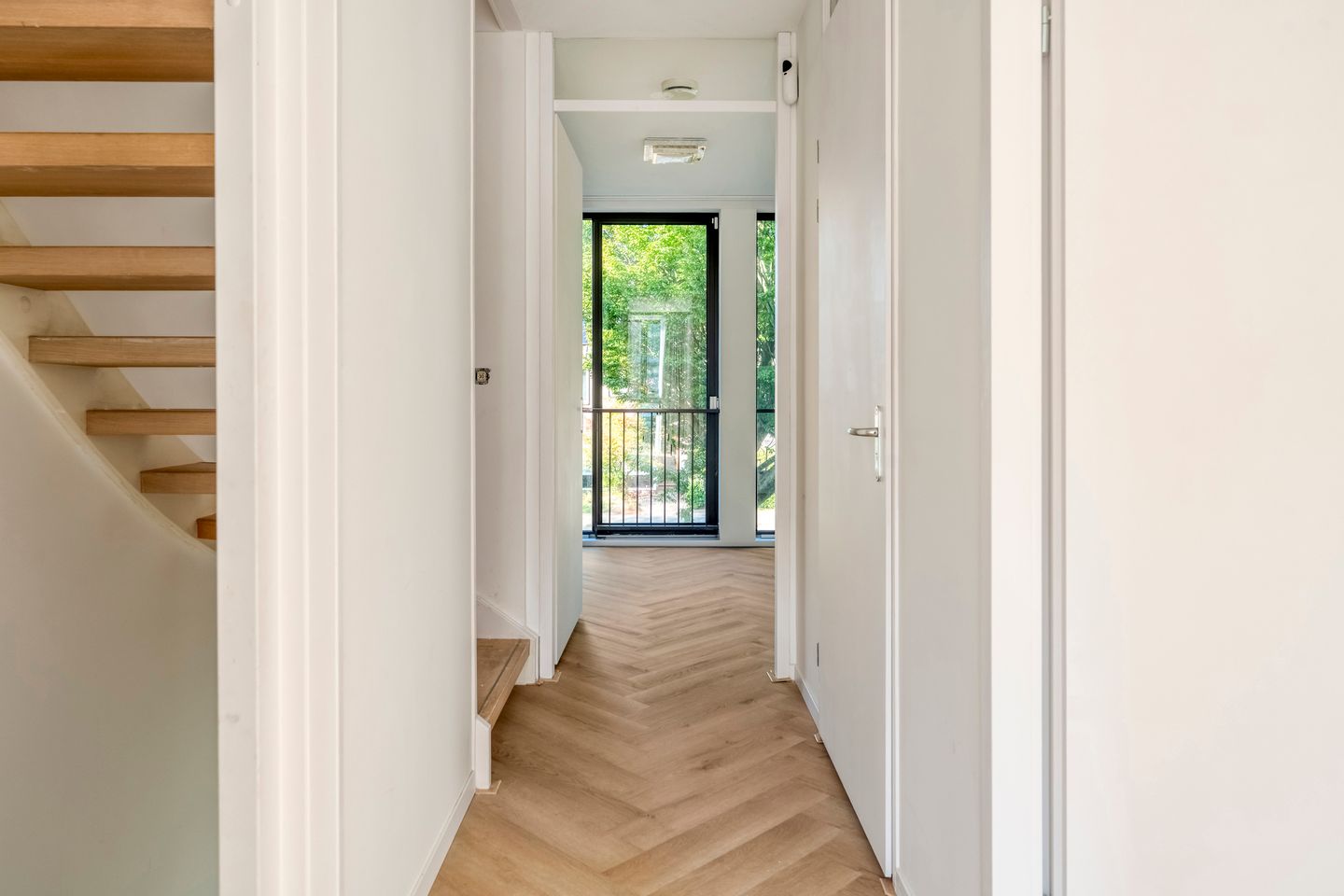 Foto 14 van Meerkoetstraat 89