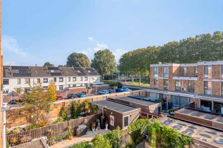 Foto 34 van Meerkoetstraat 89