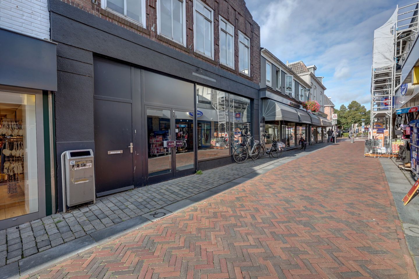 View photo 3 of Geldersestraat 5