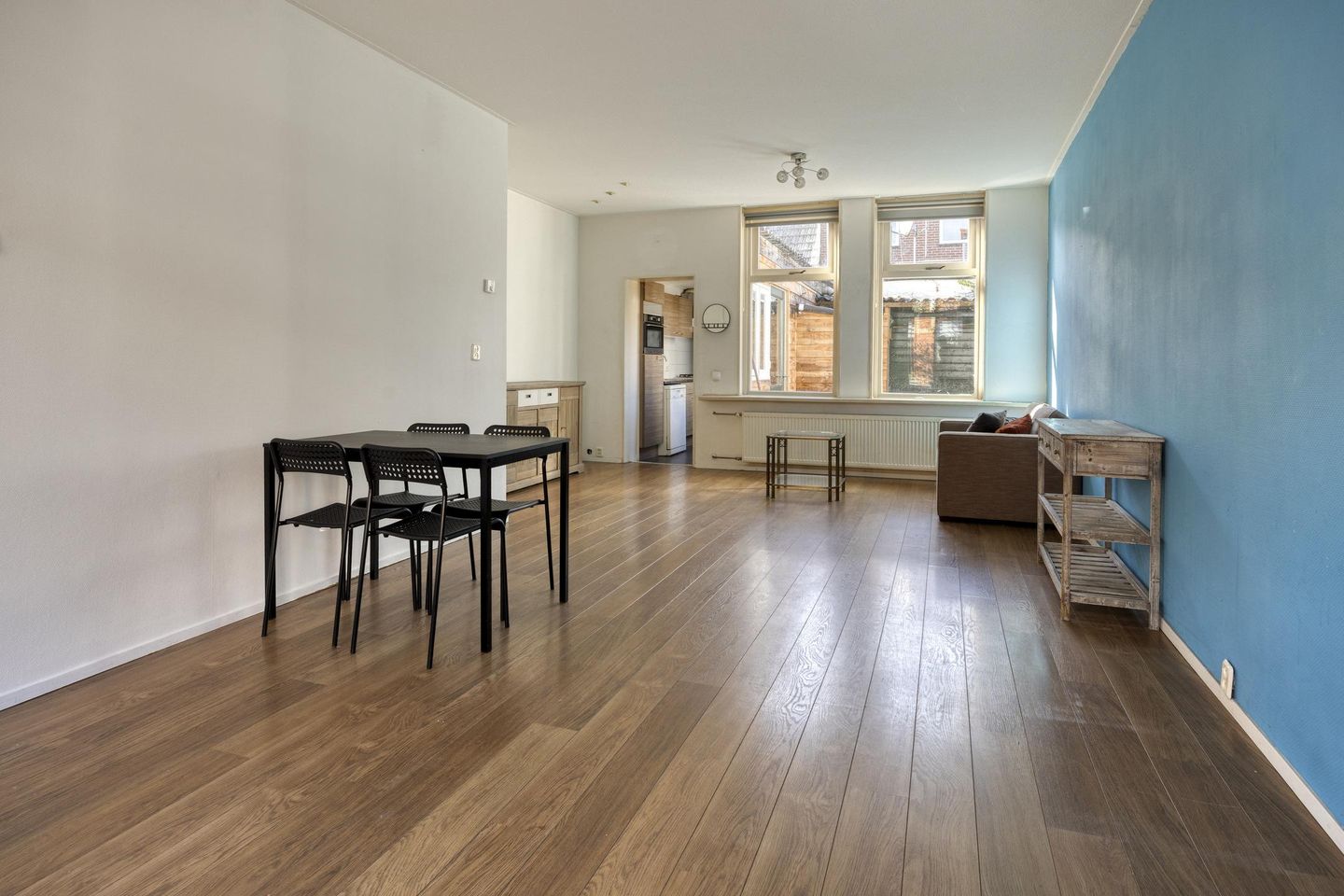 Photo 4 of Spaarbankstraat 32