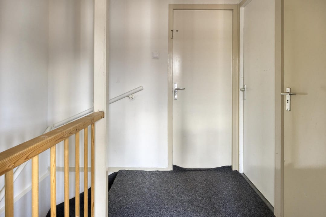 Photo 11 of Spaarbankstraat 32