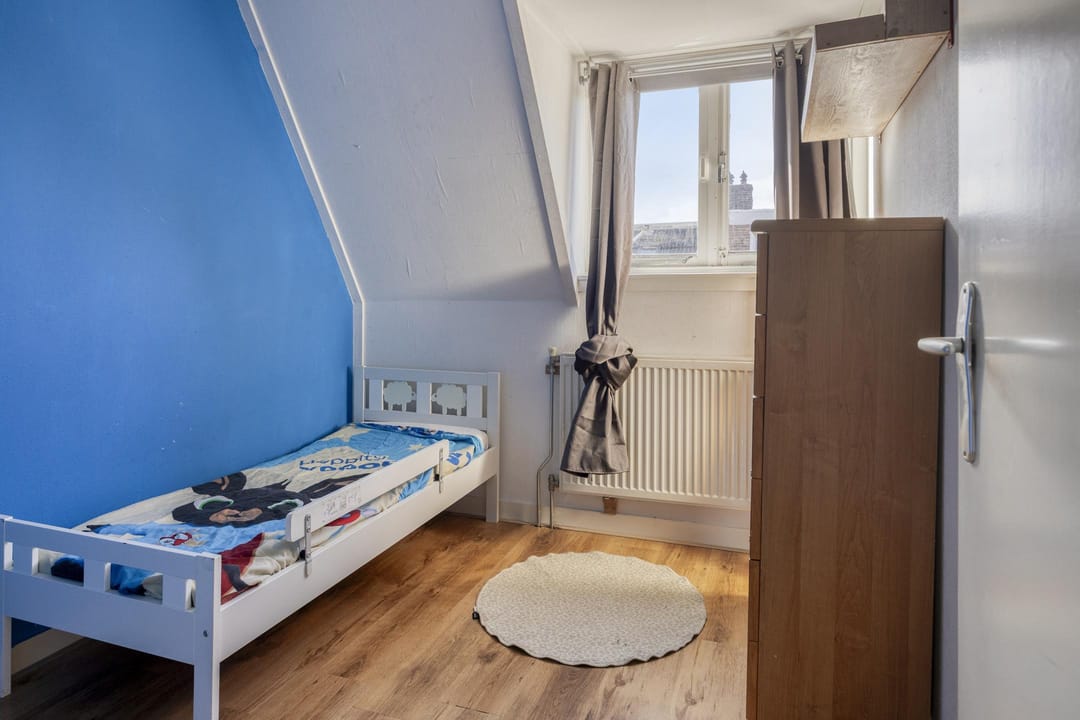 Photo 16 of Spaarbankstraat 32