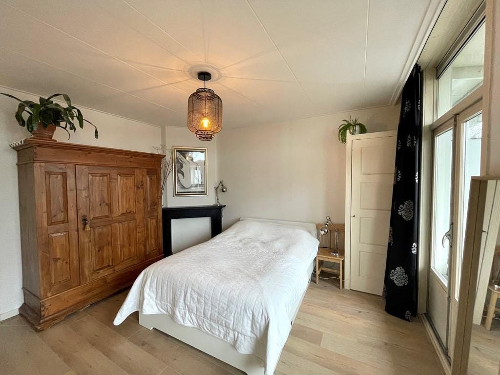 Foto 10 van Hoofdweg 154-3