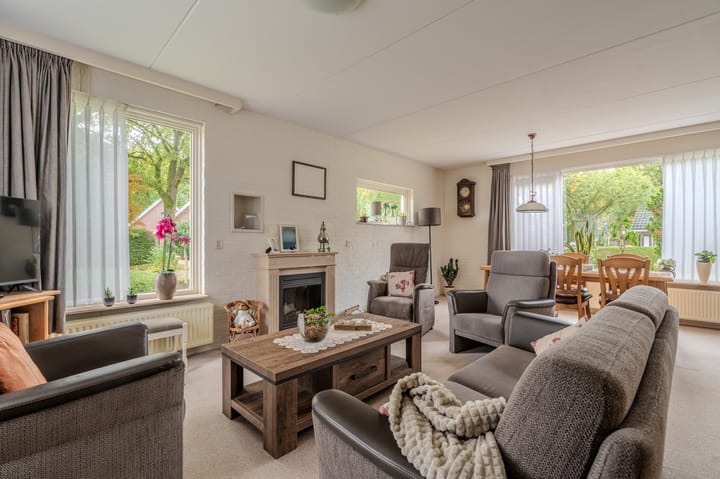 Foto 20 van Wischmei 2-A