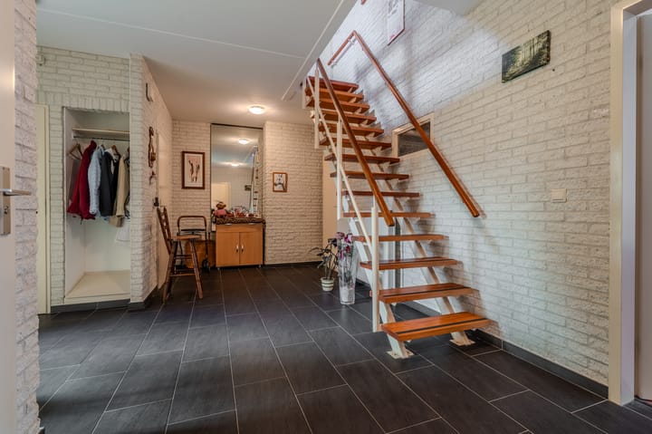 Foto 30 van Wischmei 2-A