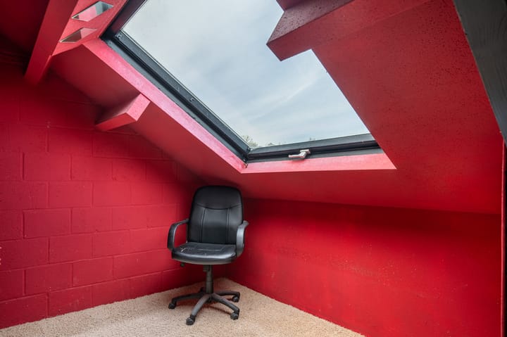 Photo 18 of Schweitzerstraat 46