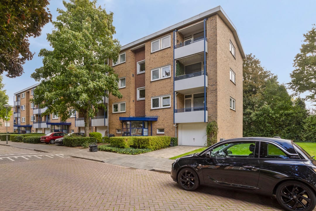 Photo 26 of Leliestraat 41