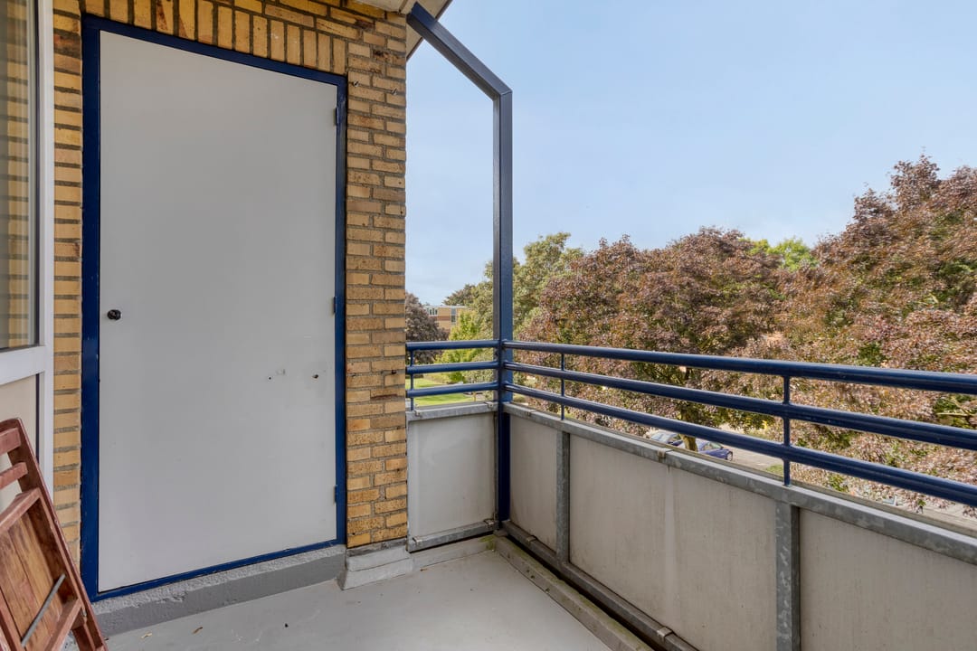 Photo 13 of Leliestraat 41