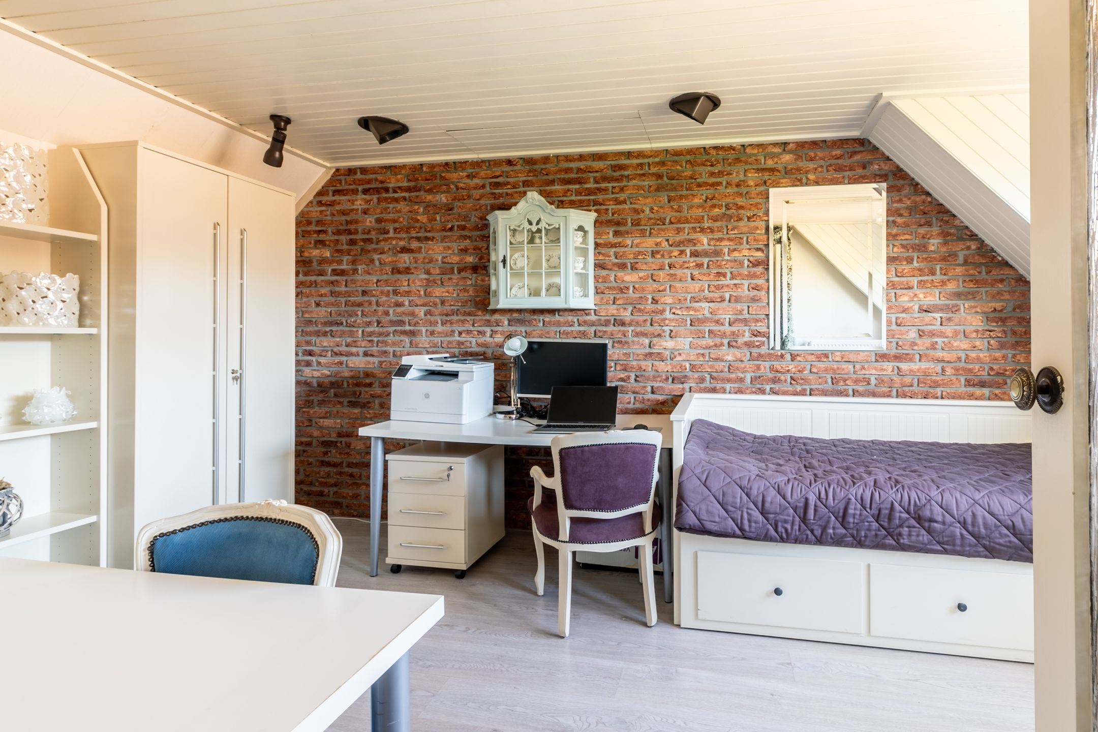 Photo 27 of Leliestraat 26