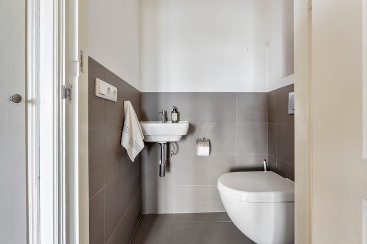 Photo 16 of Amsteldijk 64-3